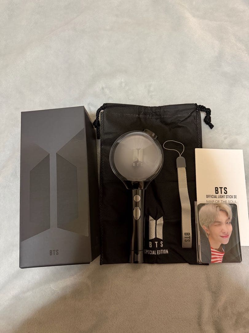BTS 公式ペンライト　アミボム　MAP OF THE SOUL bts-official-light-stick-map-