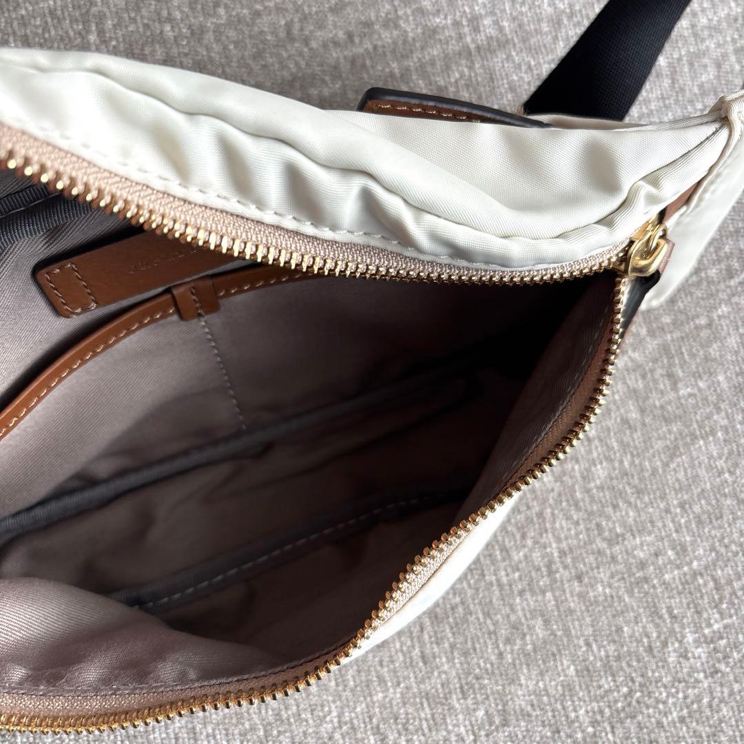 ORSETTO オルセット ナイロンボディバッグ ホワイト - メルカリ