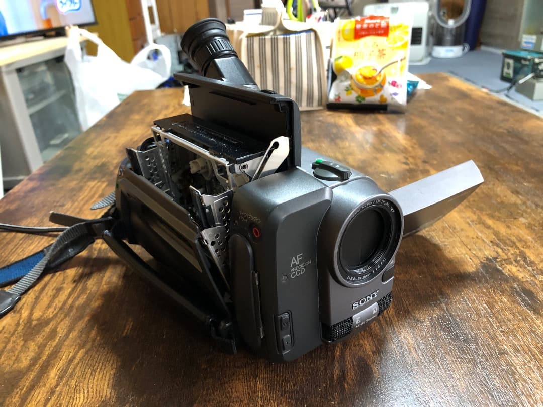 SONY CCD-TRV60 Hi8 動作品