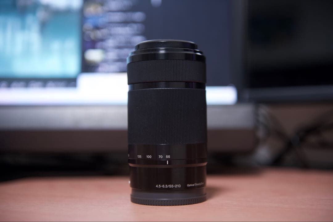 SONY E 55-210mm F4.5-6.3 OSS ズームレンズ