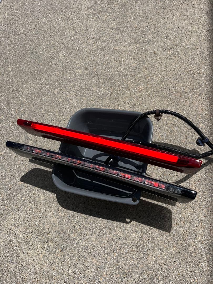 ステップワゴン RP 3,4,5 面発光ハイマウントストップランプ レッド