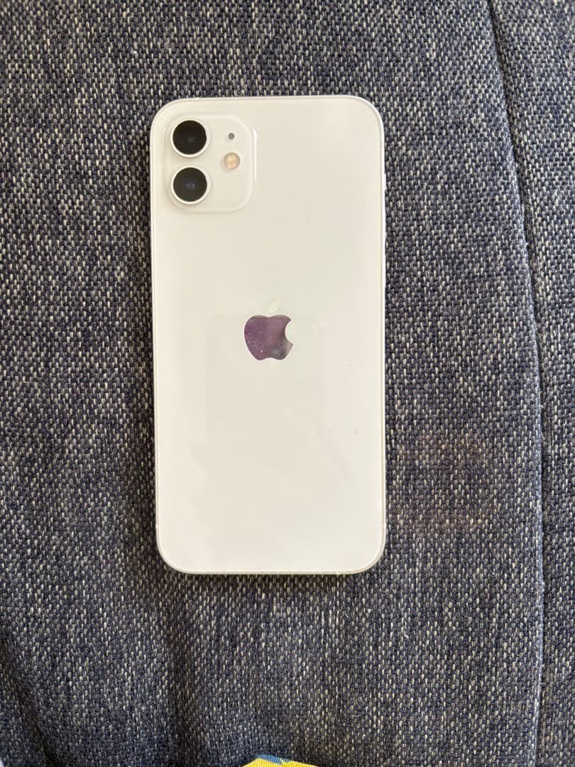 ジャンク品 シムのケースなしiPhone12 値下げ可能 バッテリー残量80