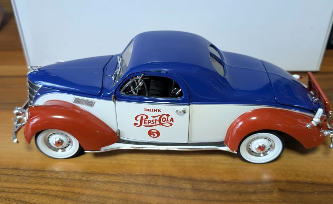 ペプシコーラ ミニカー Lincoln Zephyr＆Chevy Cameoの通販はau PAY