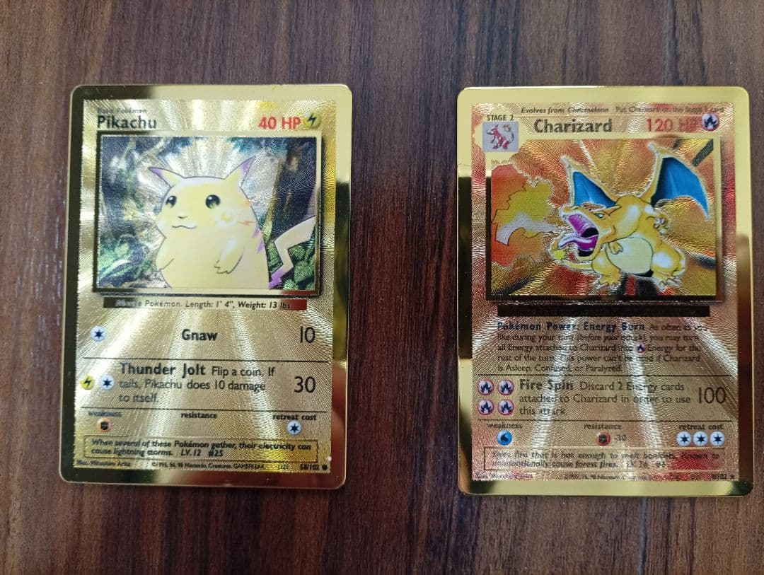 ピカチュウ リザードン メタルカード 25th ウルトラプレミアム