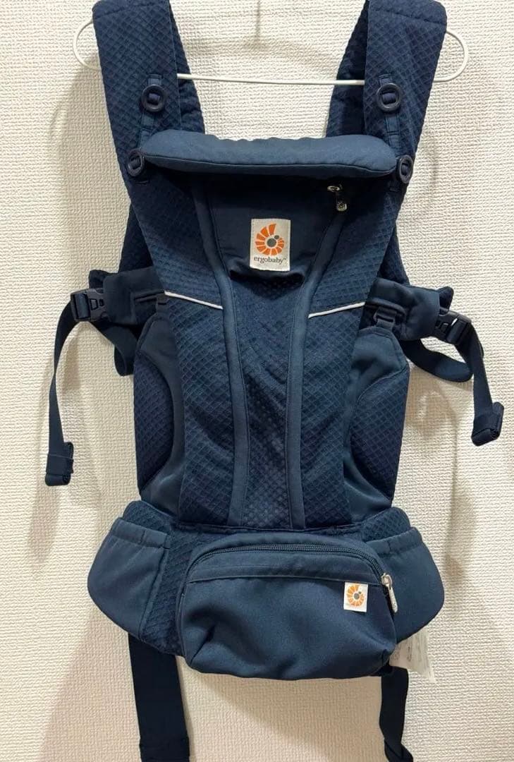 値下げ中　美品　Ergobaby オムニブリーズ 抱っこ紐 おまけ付き ergobaby（エルゴベビー） 公式 特別価格 オムニ ブリーズ へザード