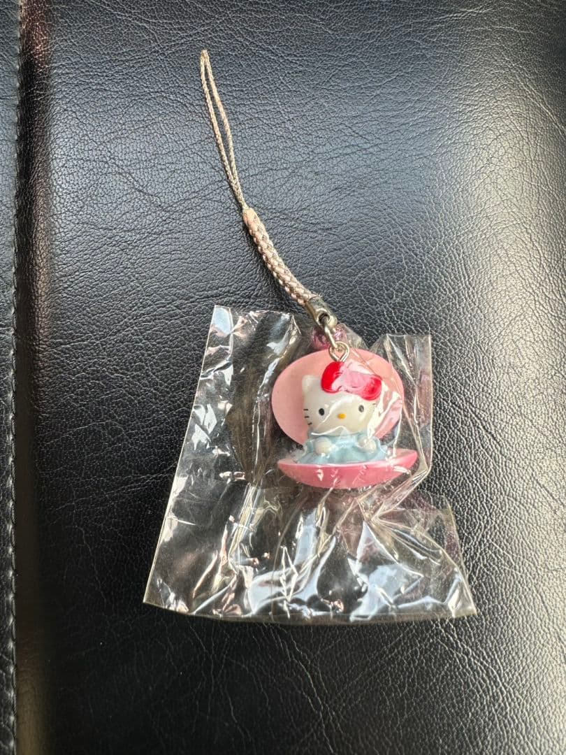 ハローキティ 激レア ご当地 根付け 木更津 あさり - メルカリ