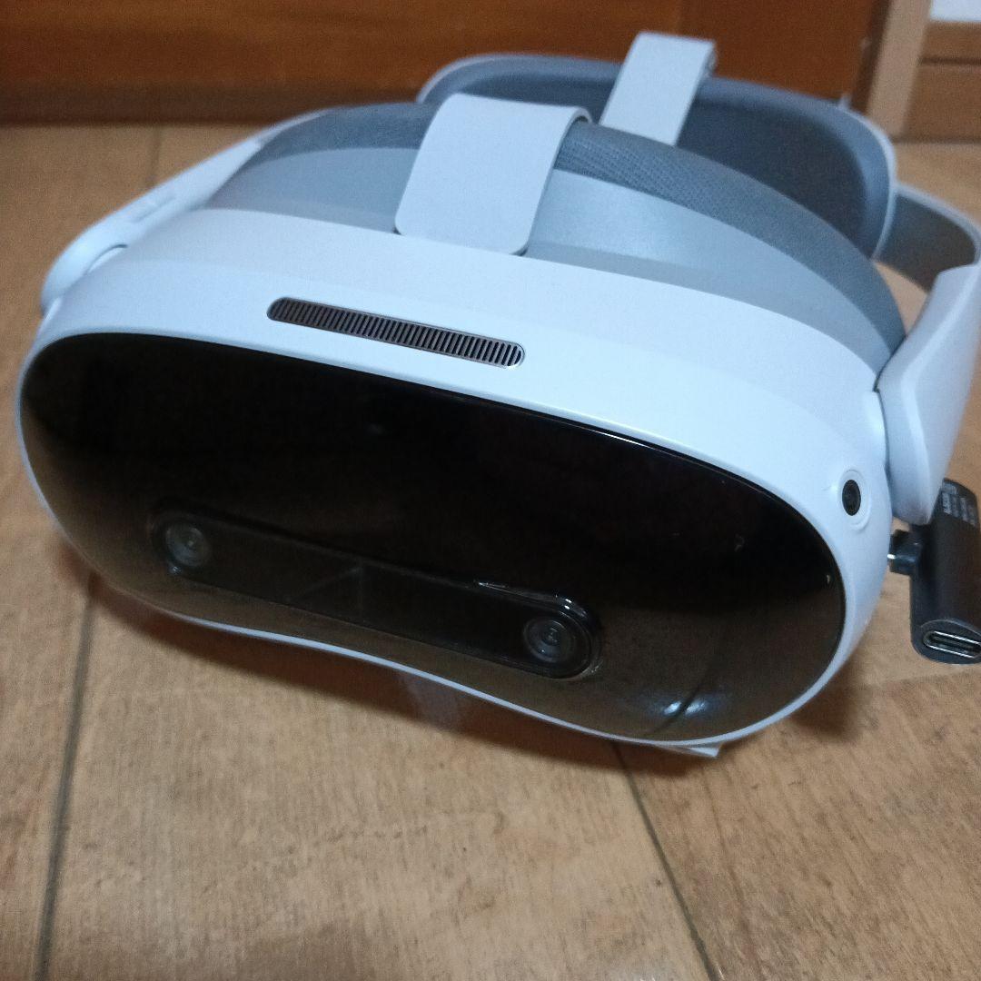 PICO4ultra＋トラッカー付き PICO、腰に装着するモーショントラッカー「PICO Motion Tracker Waist