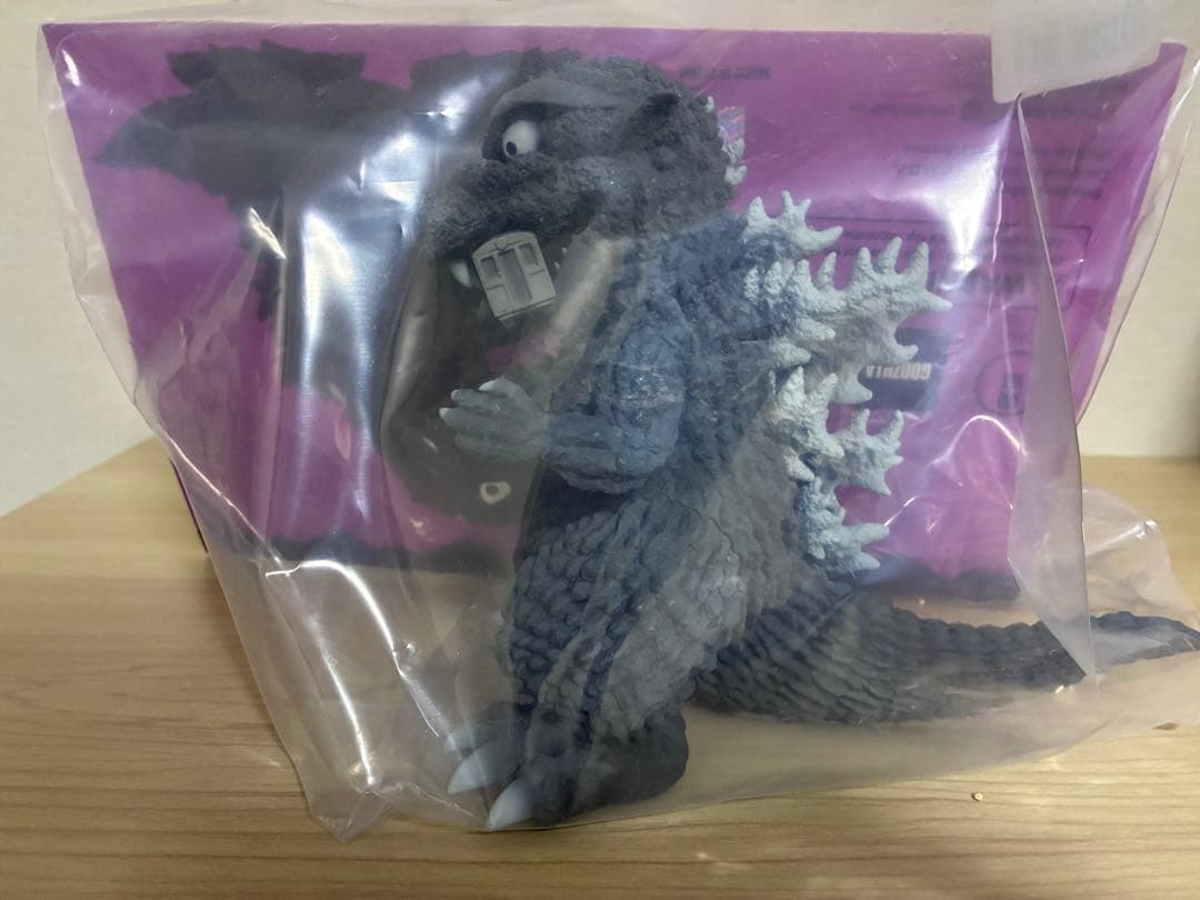 墓場の画廊 UNBOX INDUSTRIES × MDA ゴジラ 1954 - メルカリ