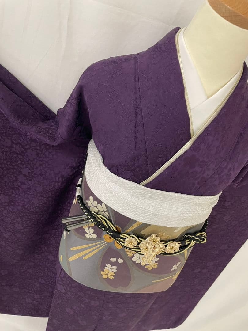 売約済み【Retoro -Modern】★★正絹　紋意匠　無地振袖単品★★