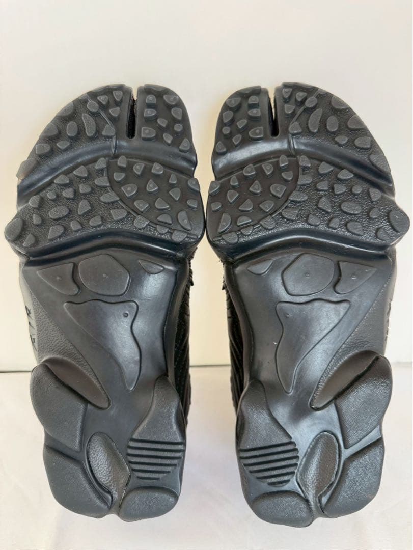 き*ぁ様 ナイキ ウィメンズ エアリフト ブリーズ トリプルブラック 25.0c