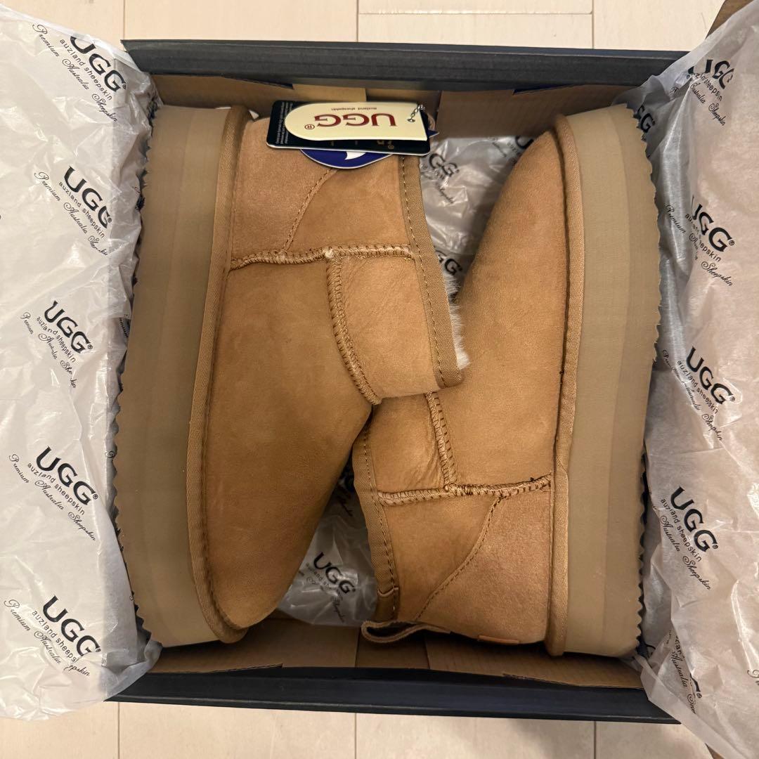新品未使用 UGG ウルトラミニ プラットフォーム チェスナット EU40 箱