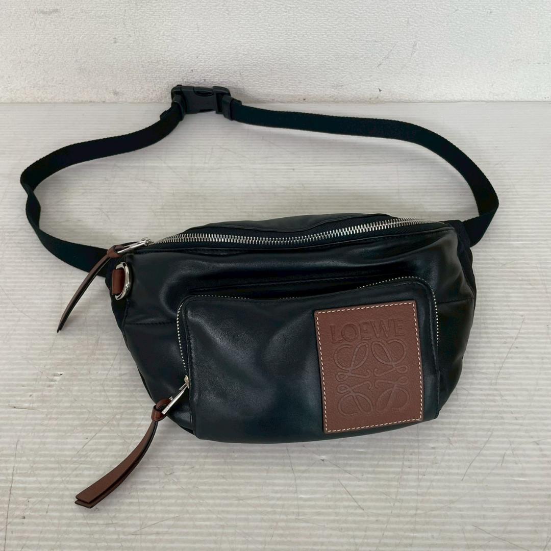 【LOEWE】 ロエベ Puffy Bumb パフィー バムバッグ A0585 楽天市場】ロエベ LOEWE Bumbag Puffy パフィ バムバッグ 335.73