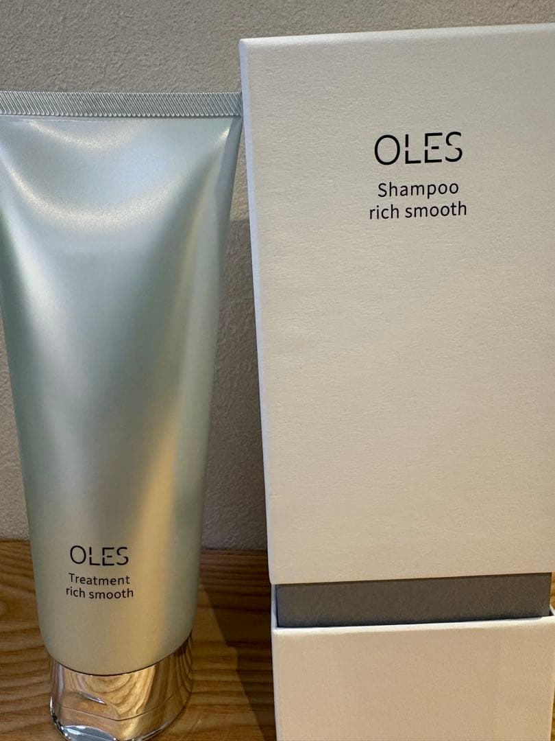 【新品】OLES シャンプー 300ミリトリートメント 200セット　スムース OLES 公式オンラインストア