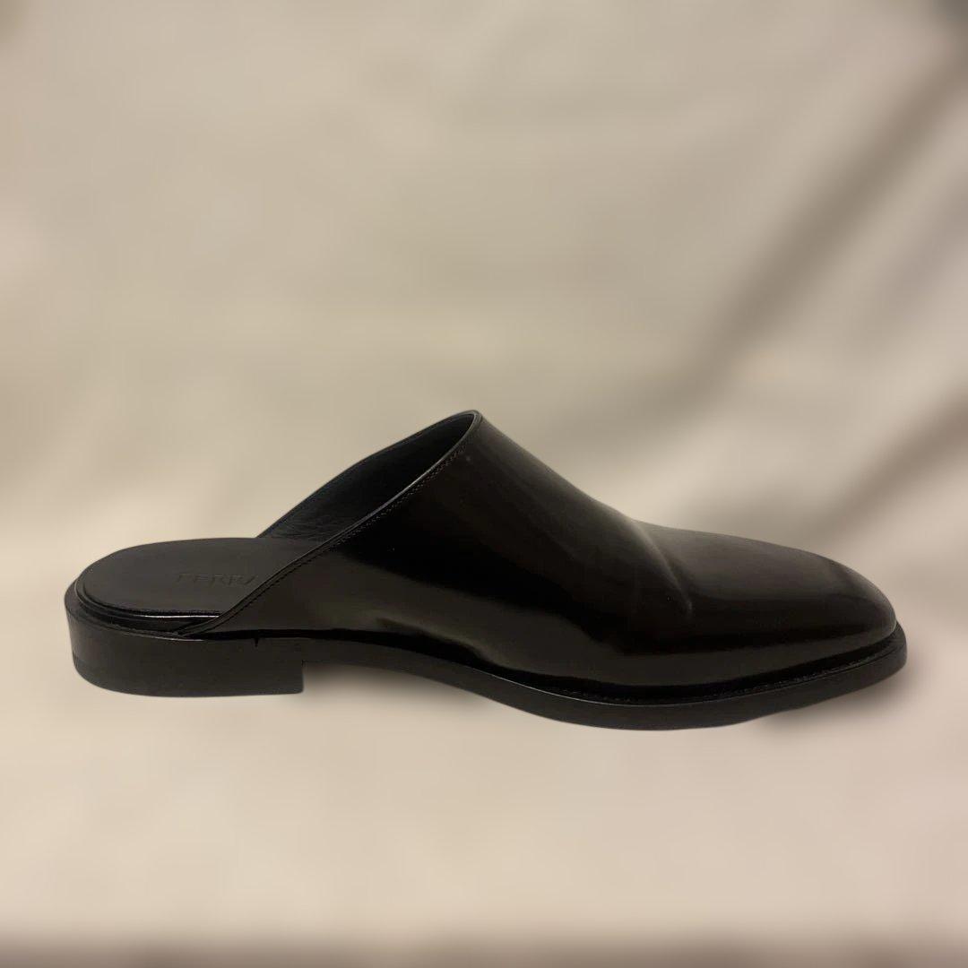 新品未使用 フェラガモ レザーミュール 26.5cm相当 - メルカリ