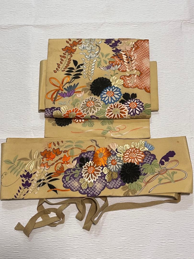 ☆非売品☆5号機マジカルハロウィン カジノ風チップ ケース付き