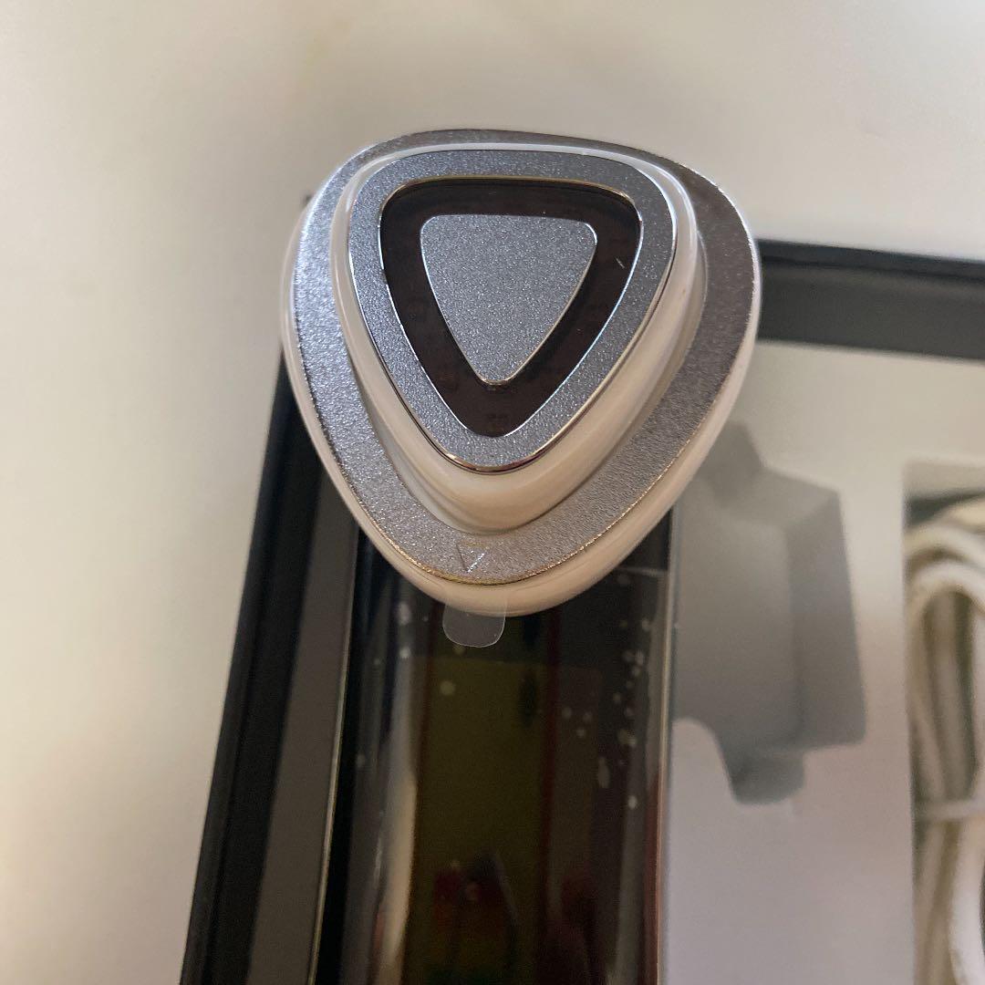 エステ美顔器 超値下げしました！  8888円！