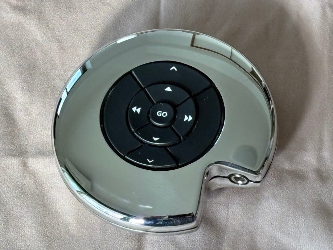 Bang & Olufsen BeoSound 2 プレイヤー＋A8 イヤフォン Bang & Olufsen BeoSound 2 プレイヤー＋A8 イヤフォン