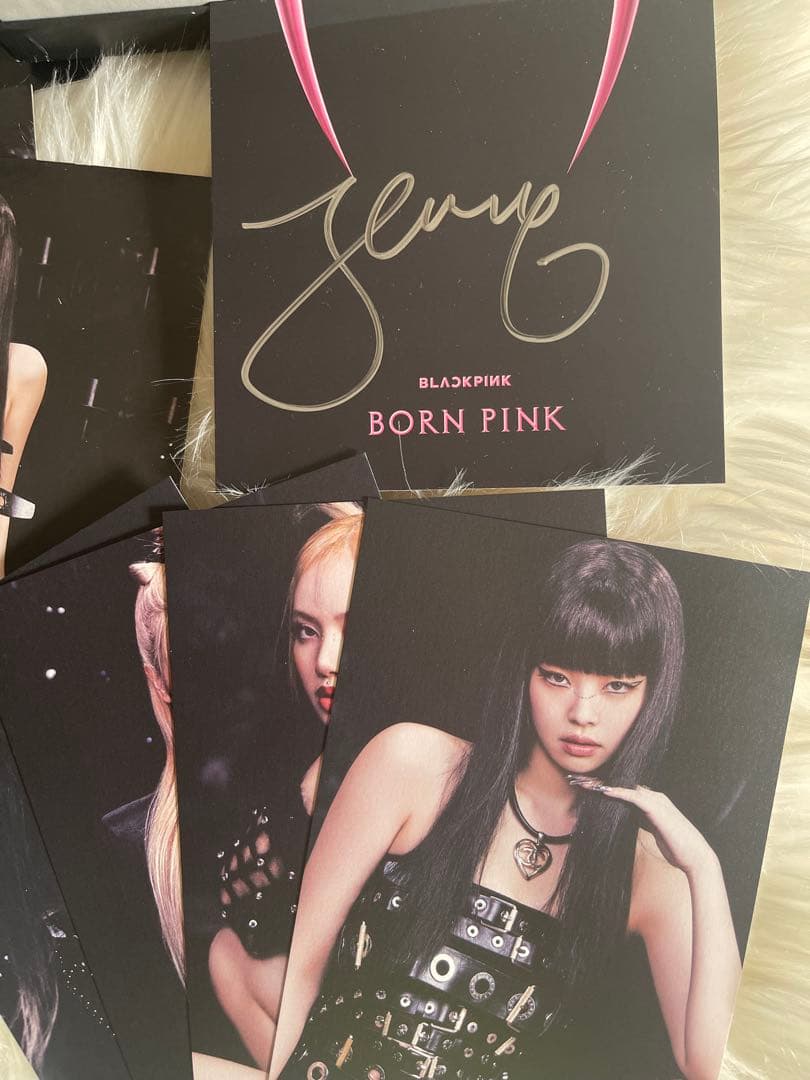 BLACKPINK JENNIE BORN PINK CD サイン入りカード付き - メルカリ