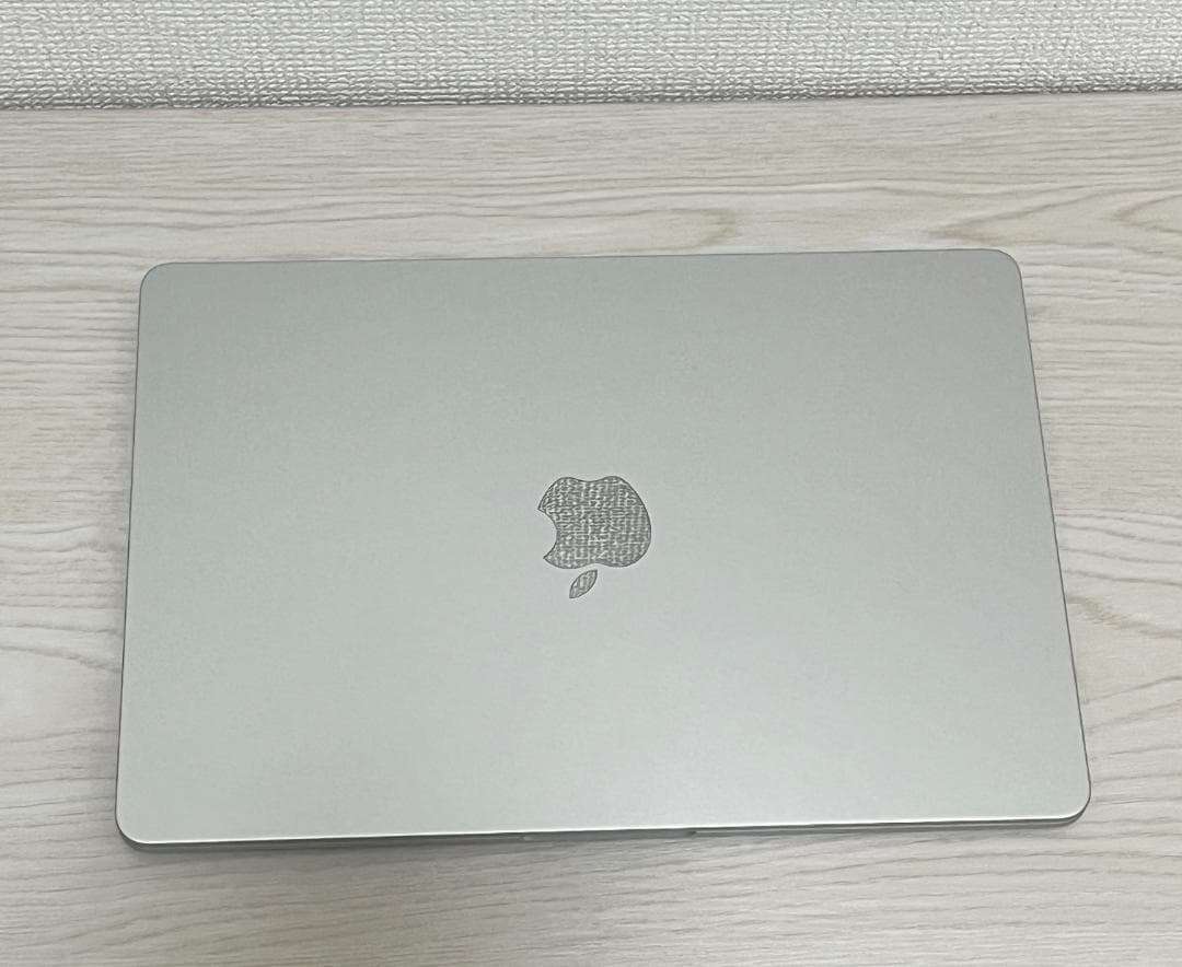 MacBook Air M2 13.6インチ 8GB/256GB シルバー - メルカリ