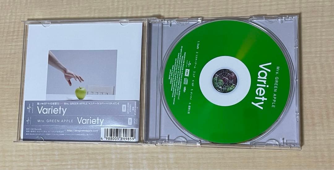 5人直筆サイン入り】Mrs.GREEN APPLE Variety ミセス - メルカリ
