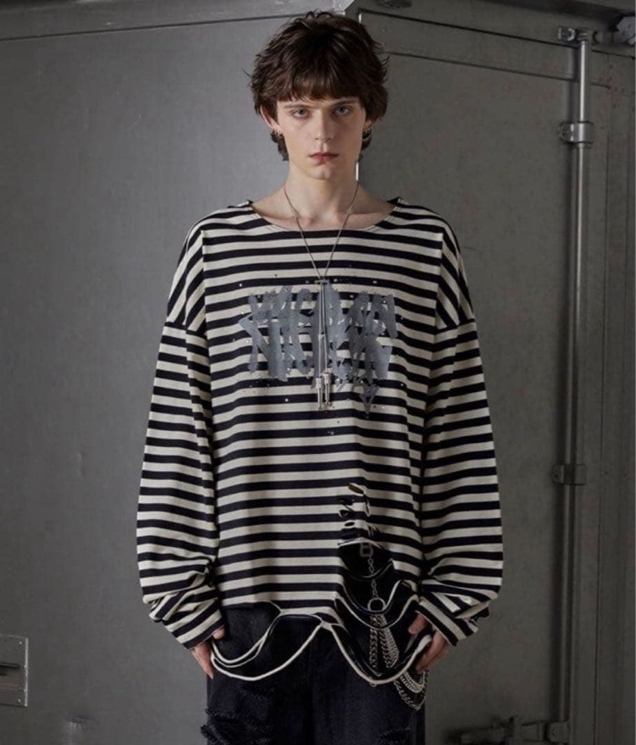 GRANCY 総柄ラインストーングラフィックロンT ブラック ボーダー