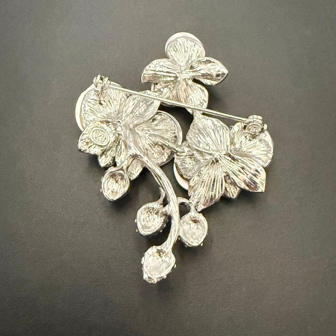 超希少✨未使用保管 ヴァンドームブティック ブローチ 胡蝶蘭 白蝶貝