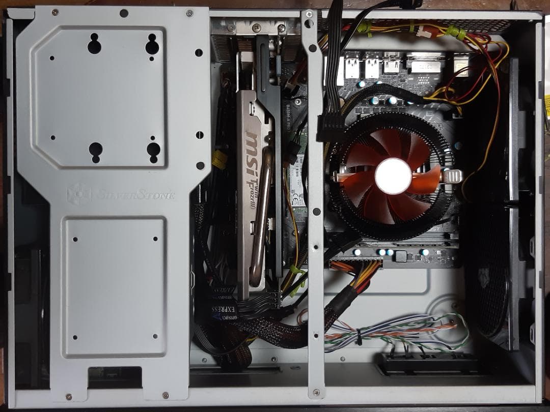 自作PC RYZEN7 1800X・16GB・128GB・GTX660