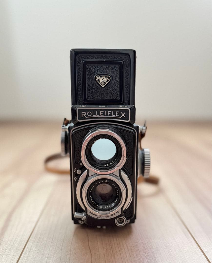 【美品】Rolleiflex 二眼レフカメラ　ベビーローライ　ブラック Rolleiflex Black Baby – FLASHBACK CAMERA