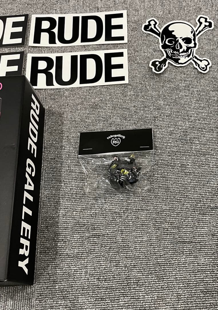 本店限定少数販売 RUDE CAT KEY HOLDER STICKER 新品 - メルカリ