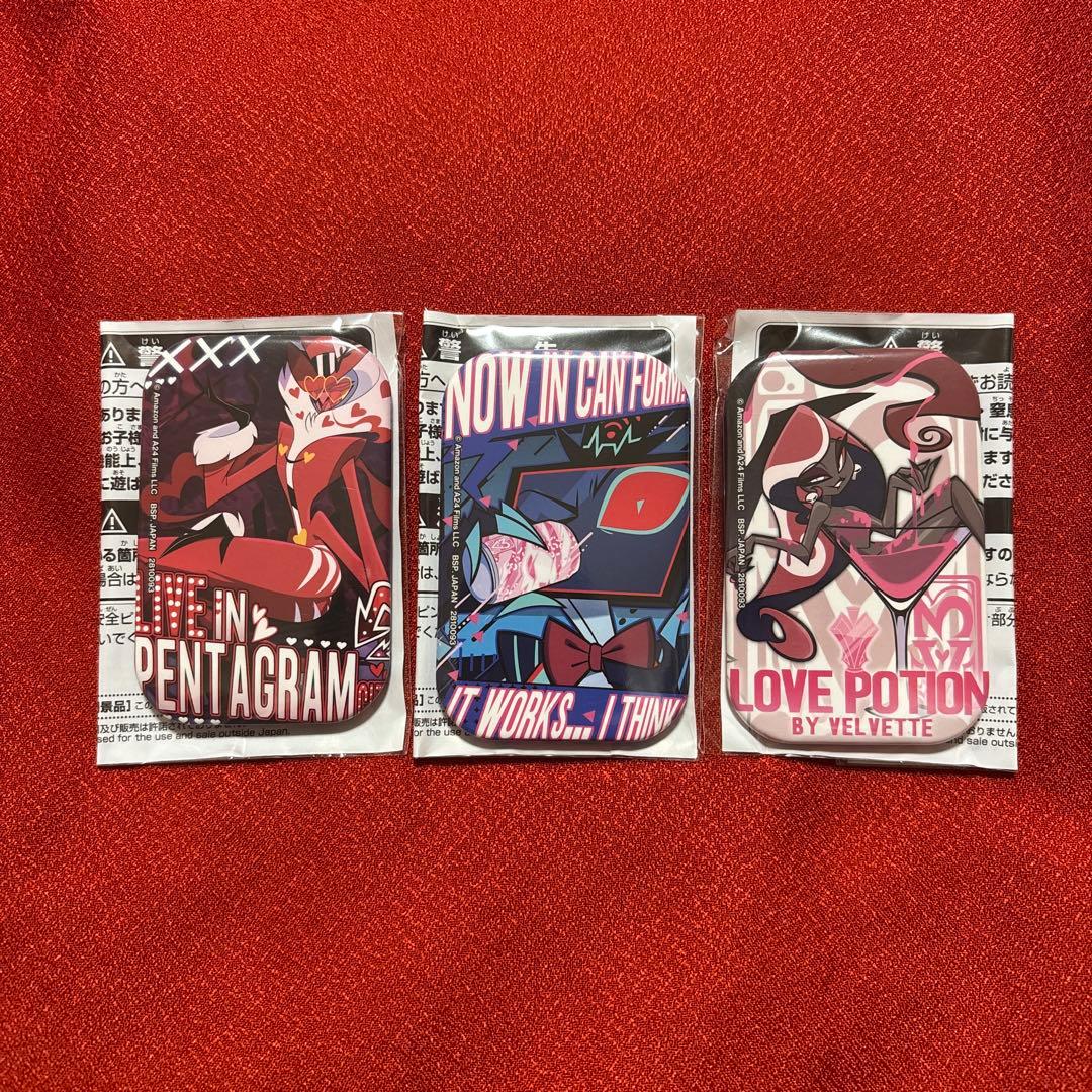 ハズビンホテル スクエア缶バッジ ① 名シーンが缶バッジに🎞️／ 「ハズビン・ホテルへようこそ」から