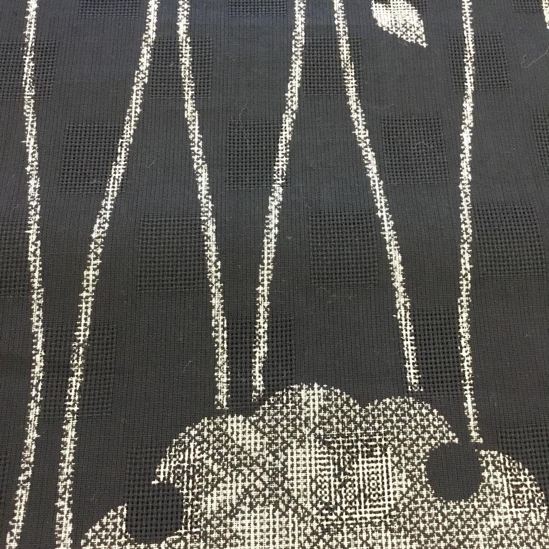 新品】黒 和柄 浴衣反物 綿 麻混 花びら桜 夏柄 雪輪