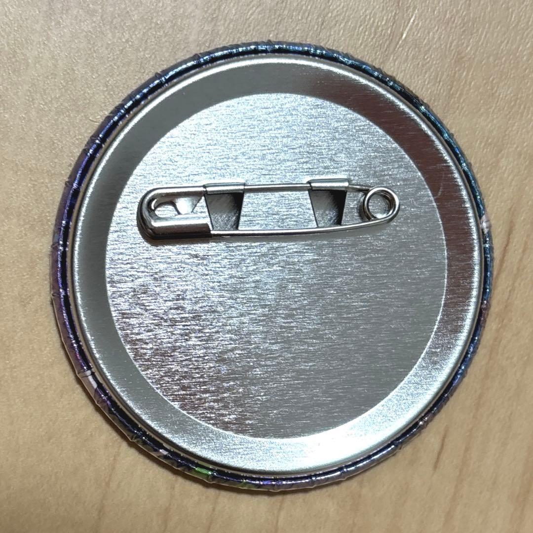 うらたぬき たぬワン date 愚かなオルカ ホロ 缶バッジ 1個 - メルカリ