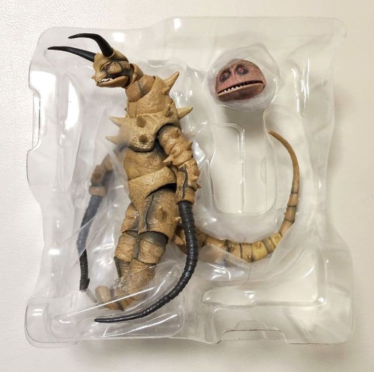 S.H.Figuarts　グドン