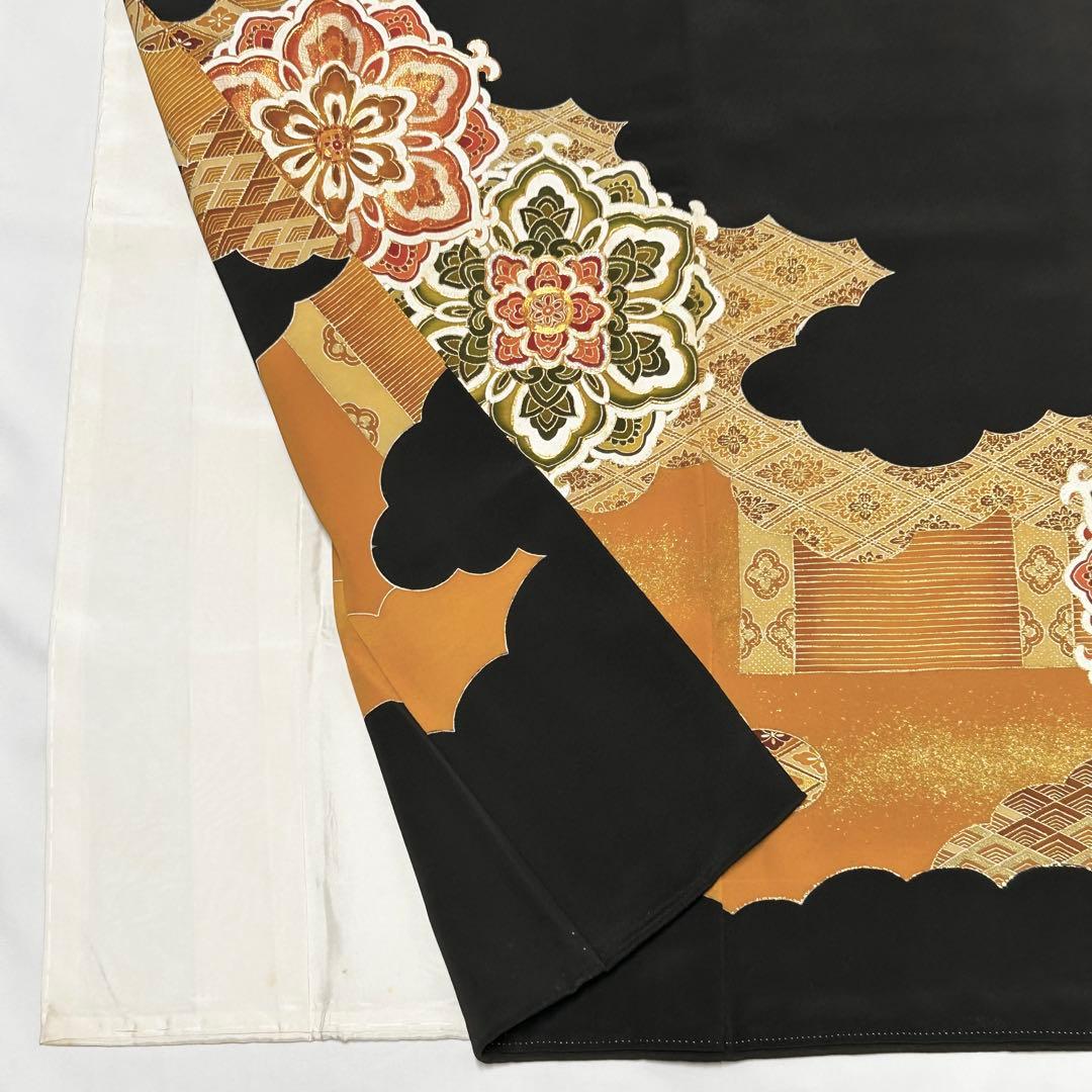 644】友禅•金箔•金駒刺繍 黒留袖 - メルカリ