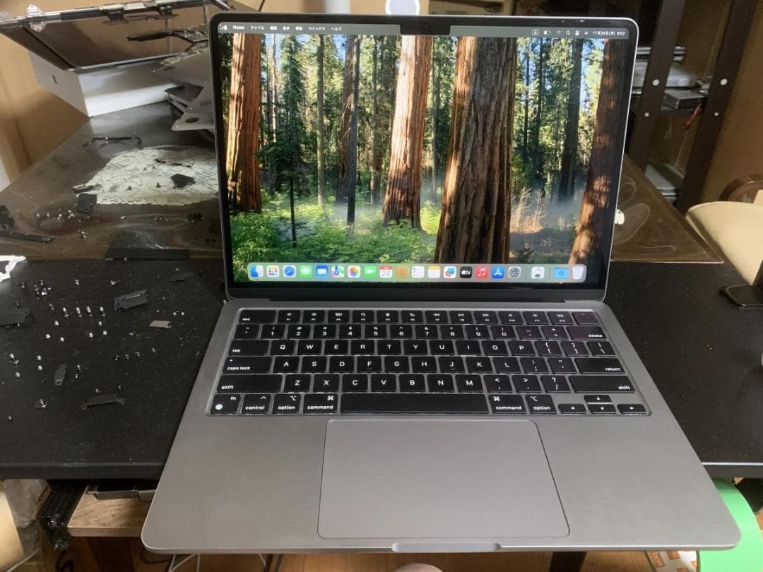 美品 MacBook Air A2681 2022 M2/16GB/256GB Amazon.com: Apple 2022 MacBook Air Laptop with M2 chip: Built for