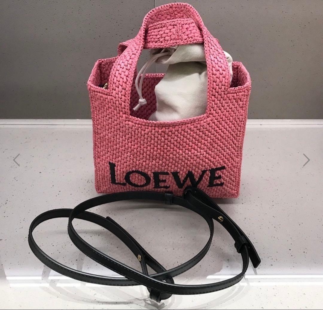 LOEWE フォントトート サンセットピンク ラフィア ロゴ かごバッグ