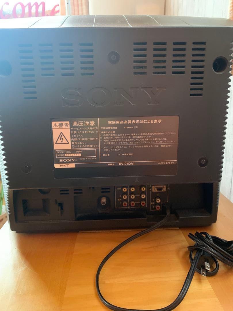 ブラウン管テレビ シルバー 2リモコン付き - メルカリ