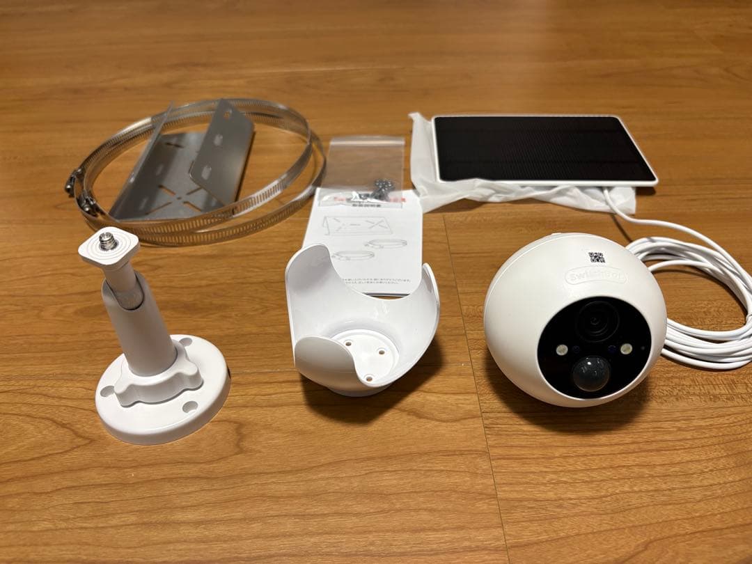 SwitchBot 3MPワイヤレスカメラ＋ソーラーパネル＋取り付け金具セット
