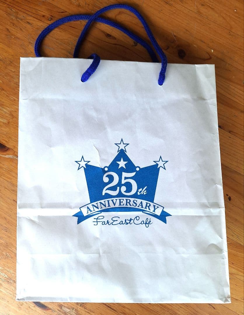 写真追加「小田和正 Far East Cafe 25周年記念品セット」 - メルカリ