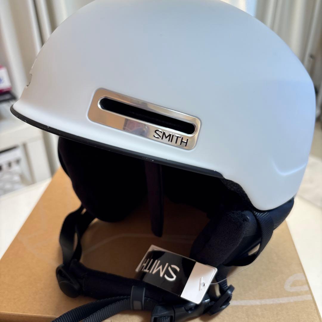 半額以下‼︎ 新品未使用SmithヘルメットＭaze（Ｍ） SMITH（スミス） ヘルメット MAZE メイズ メンズ レディース スノボ