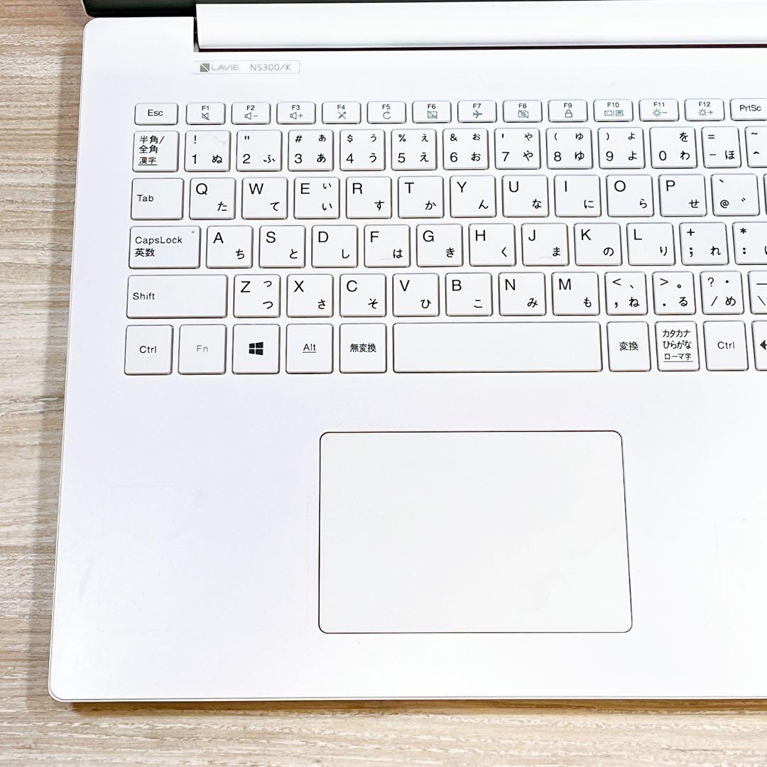 Win11✨Core i3✨メモリ4GB✨DVD✨大画面15.6型✨すぐ使える