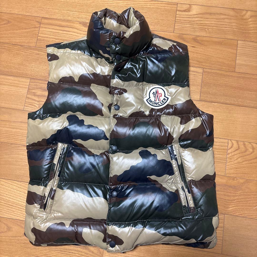 極美品 限定 モンクレール TIBET チベット 迷彩カラー ダウンベスト