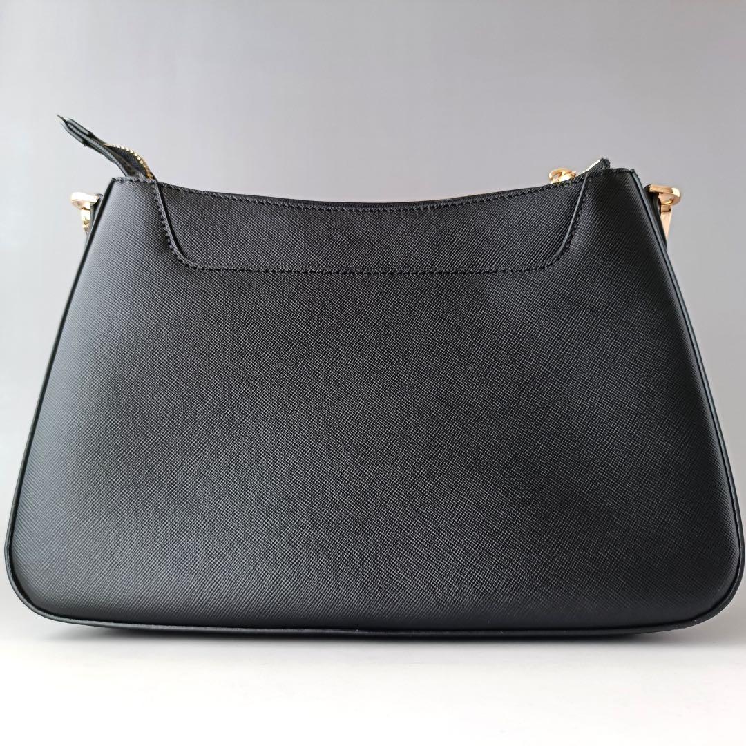 美品】ココセリュックス ハンドバッグ ハーフムーン ゴールド チェーン