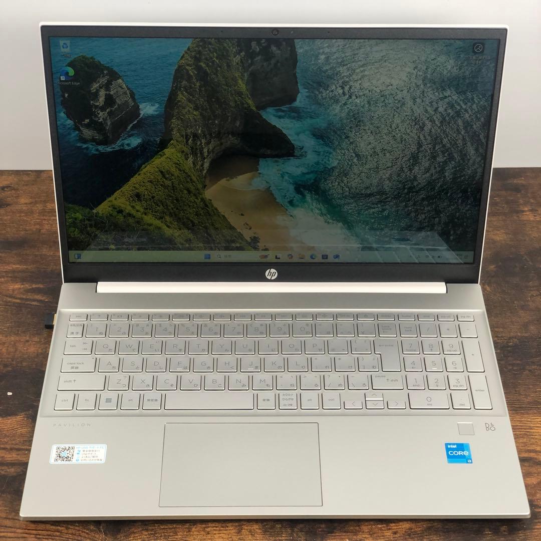 美品 HP Pavilion 15-eg2022tu i3 12世代 HP Pavilion 15-eg (2022年モデル、インテル第12世代）はコスパ良し