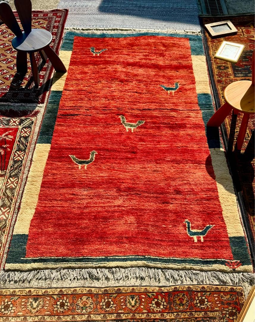 本物イラン手織りギャベ210×125cm 大判赤 ペルシャ絨毯 遊牧民 ラグ