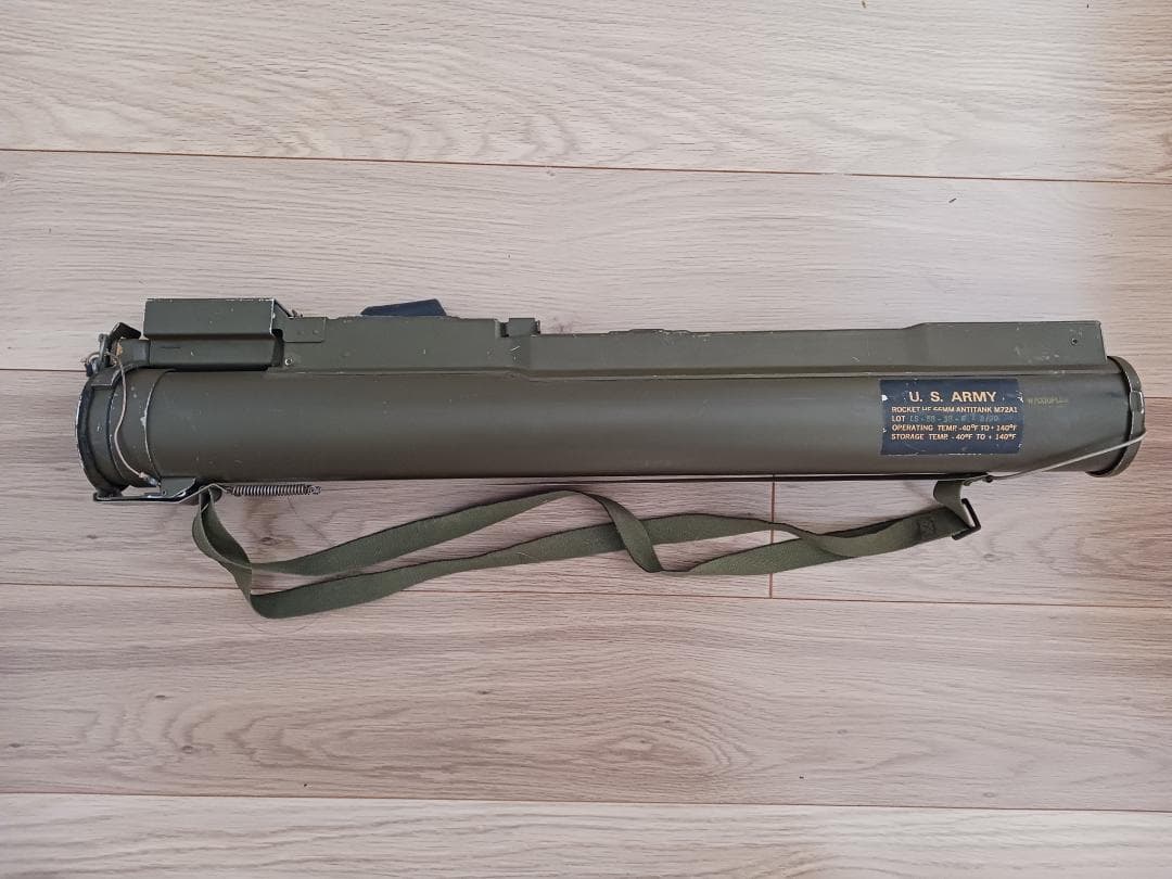 米軍M72対戦車ロケットランチャー（米軍放出品） M72 ロケットランチャーのレティクルを再生する | ww2geak