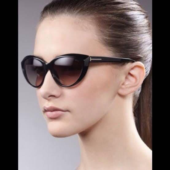 トムフォード サングラス キャットアイ - メルカリ