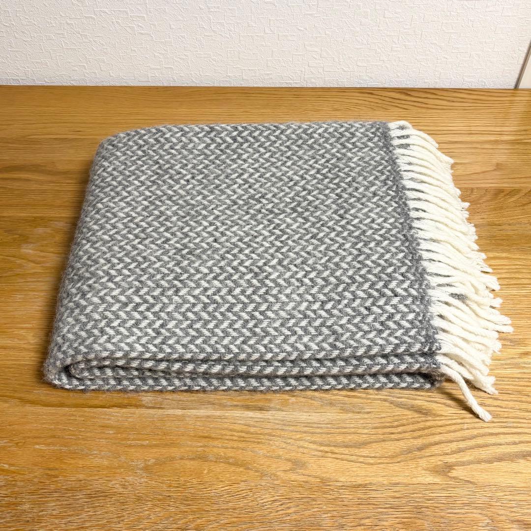【美品】KLIPPAN クリッパン ウール ブランケット ポルカ グレー KLIPPAN（クリッパン）ウールブランケット 〈TRIP・グレー〉 シングル