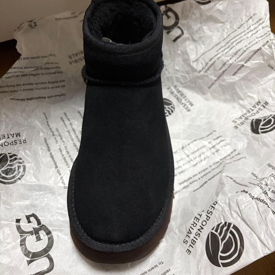 美品　UGG 厚底ムートンブーツ 23〜23.5cm