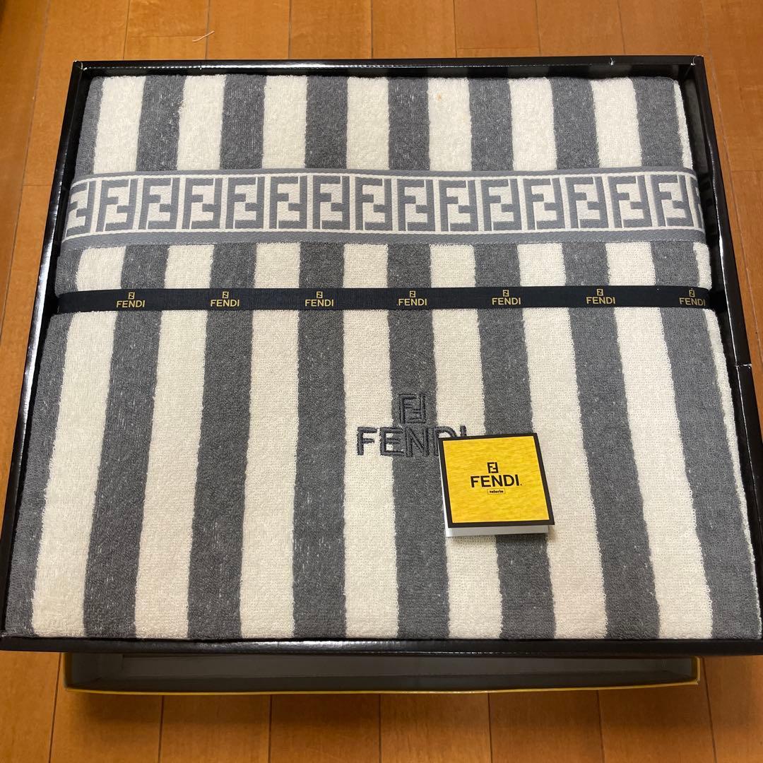 未使用 FENDIタオルケット シングル FENDI - 新品未使用 FENDI タオルケットの通販 by ☆ソニック☆'s shop